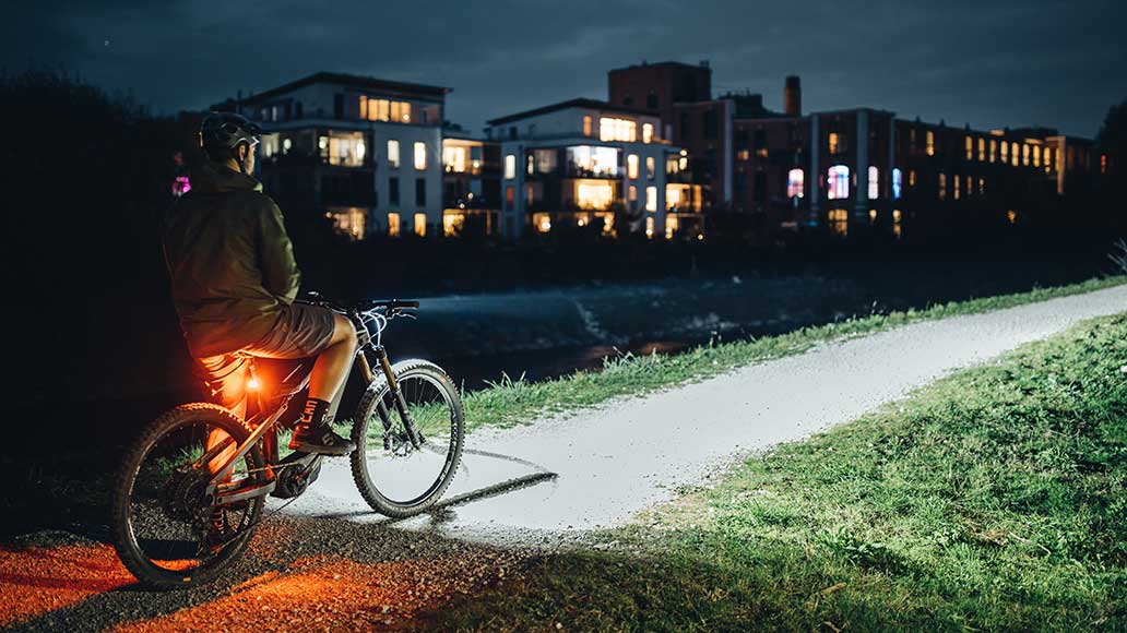 Die besten Fahrradlampen für E-Bike, MTB, Rennrad im Test!