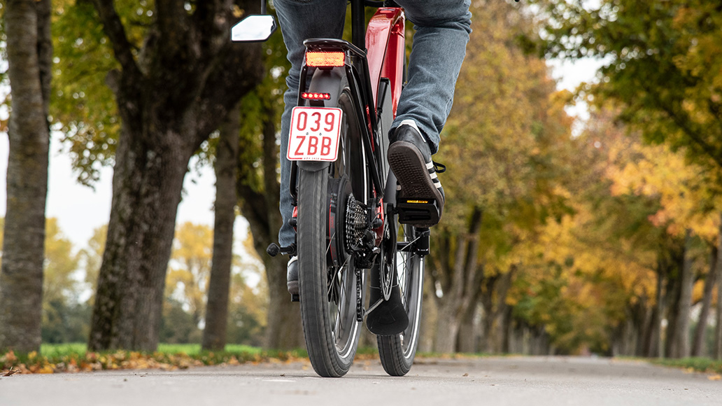 Radfahren, E-Bike, Radwege, Verkehrsregeln, Radtour, Pedelec