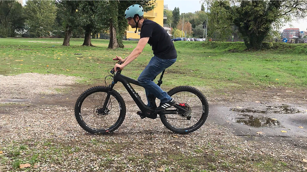 Ein Fahrrad-ABS verhindert das Blockieren des Vorderrads.